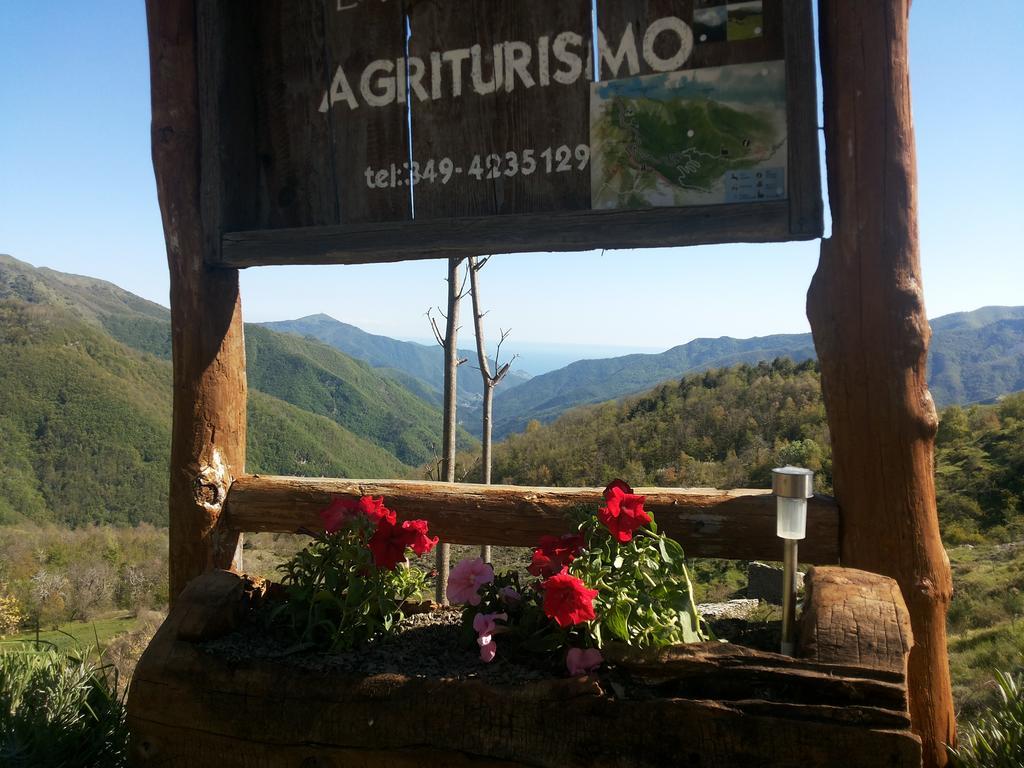 Hotel Agriturismo La Fontana Dell'Olmo Molini di Triora Exterior foto